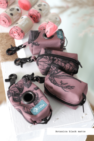 kit sacs à crottes rouleaux compostables distributeur déjections canines botanica black matte