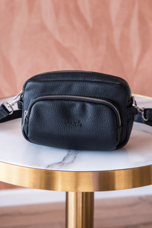 sac de balade chien élégant cuir vegan noir dog mom bag